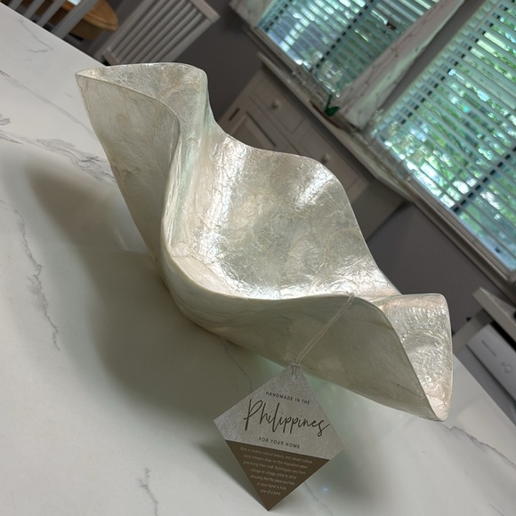 NWT Flared Capiz Shell Bowl - Picture 2 of 6